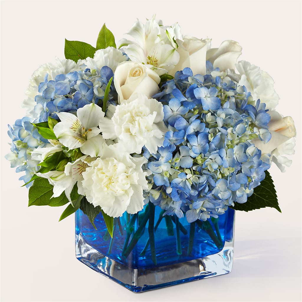 Soothing Waters Bouquet – Garden Of Eden Florist, San Antonio TX