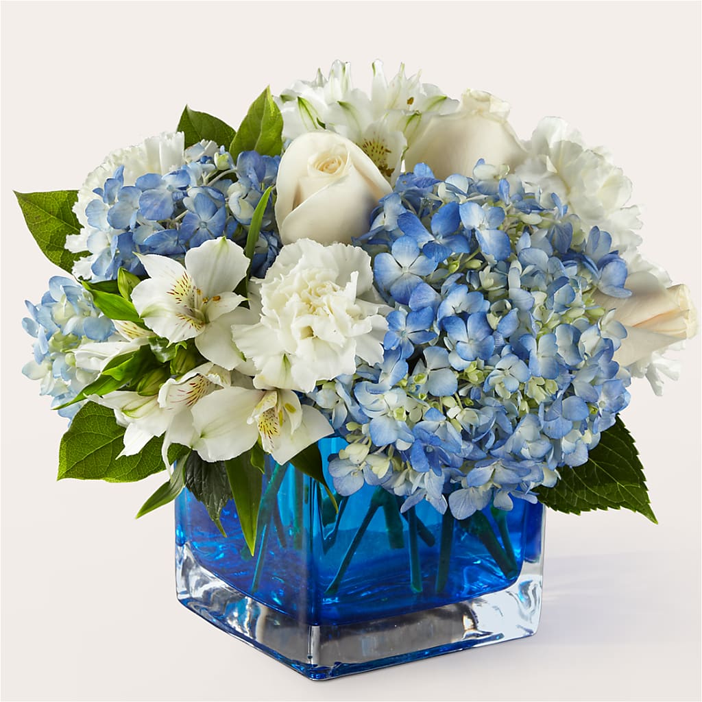 Soothing Waters Bouquet – Garden Of Eden Florist, San Antonio TX