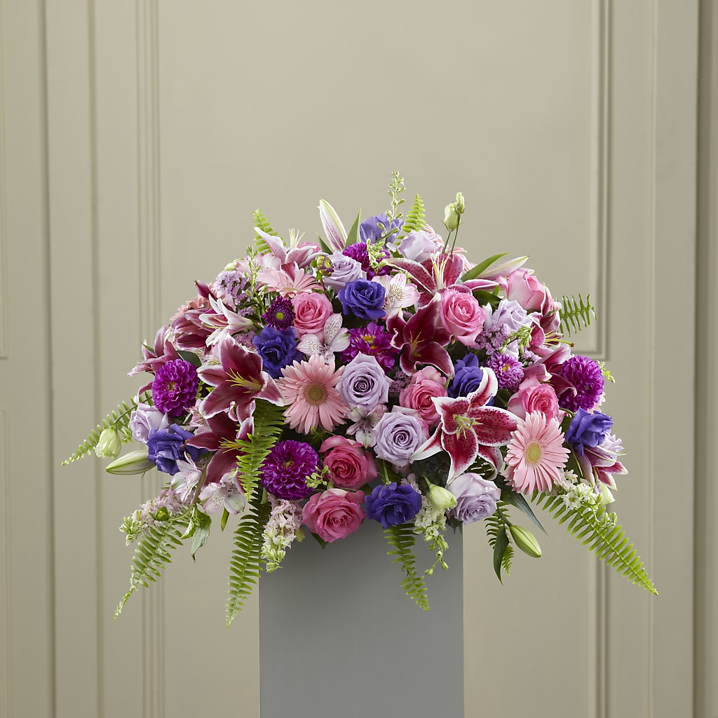 Fare Thee Well Pedestal – Garden Of Eden Florist, San Antonio TX