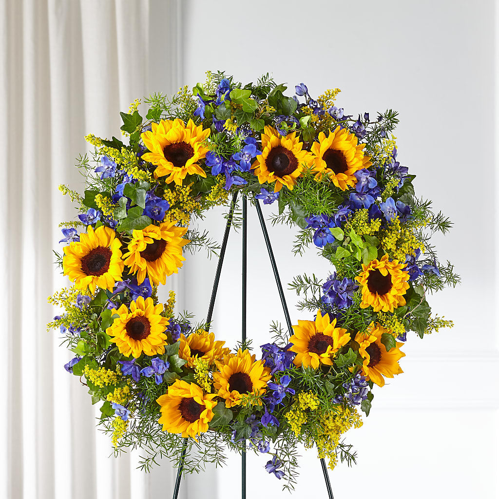 Bright Rays Wreath – Garden Of Eden Florist, San Antonio TX