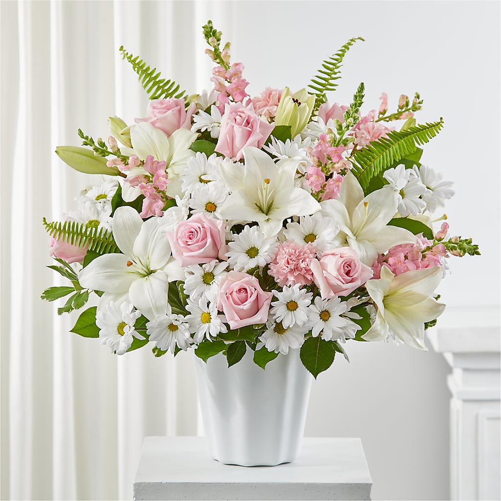 Soft Touch Tabletop Basket – Garden Of Eden Florist, San Antonio TX
