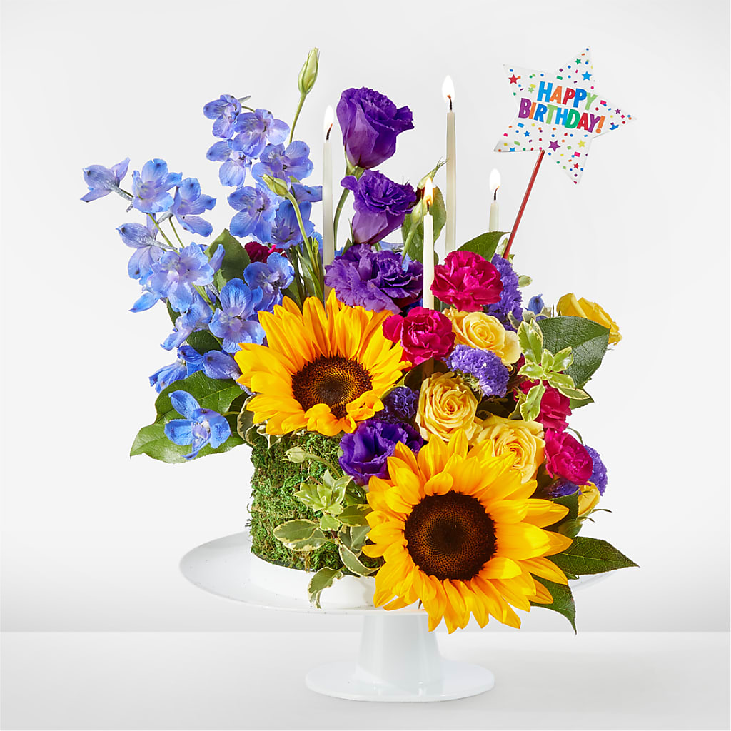 Star of the Day Floral Cake – Garden Of Eden Florist, San Antonio TX