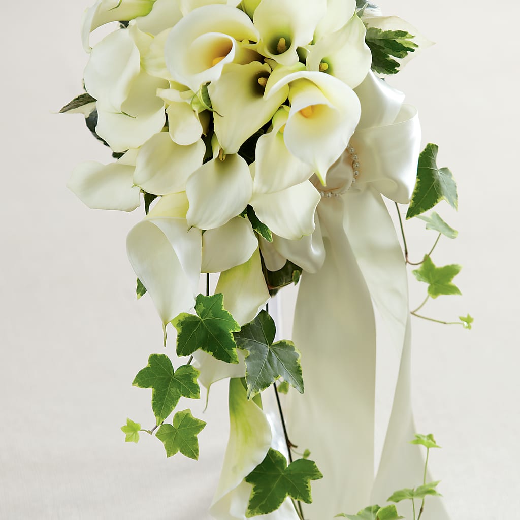 White Chapel Bouquet – Garden Of Eden Florist, San Antonio TX