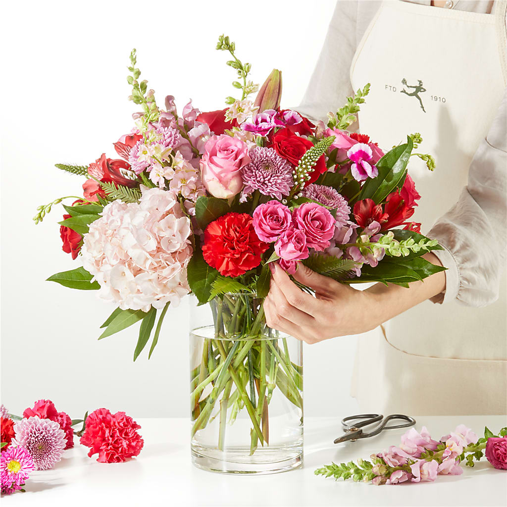 Swooning Over You - A Luxury Florist Original –  Garden Of Eden Florist, San Antonio TX