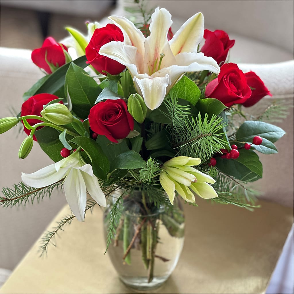 Sparkling Snowflakes Bouquet –  Garden Of Eden Florist, San Antonio TX