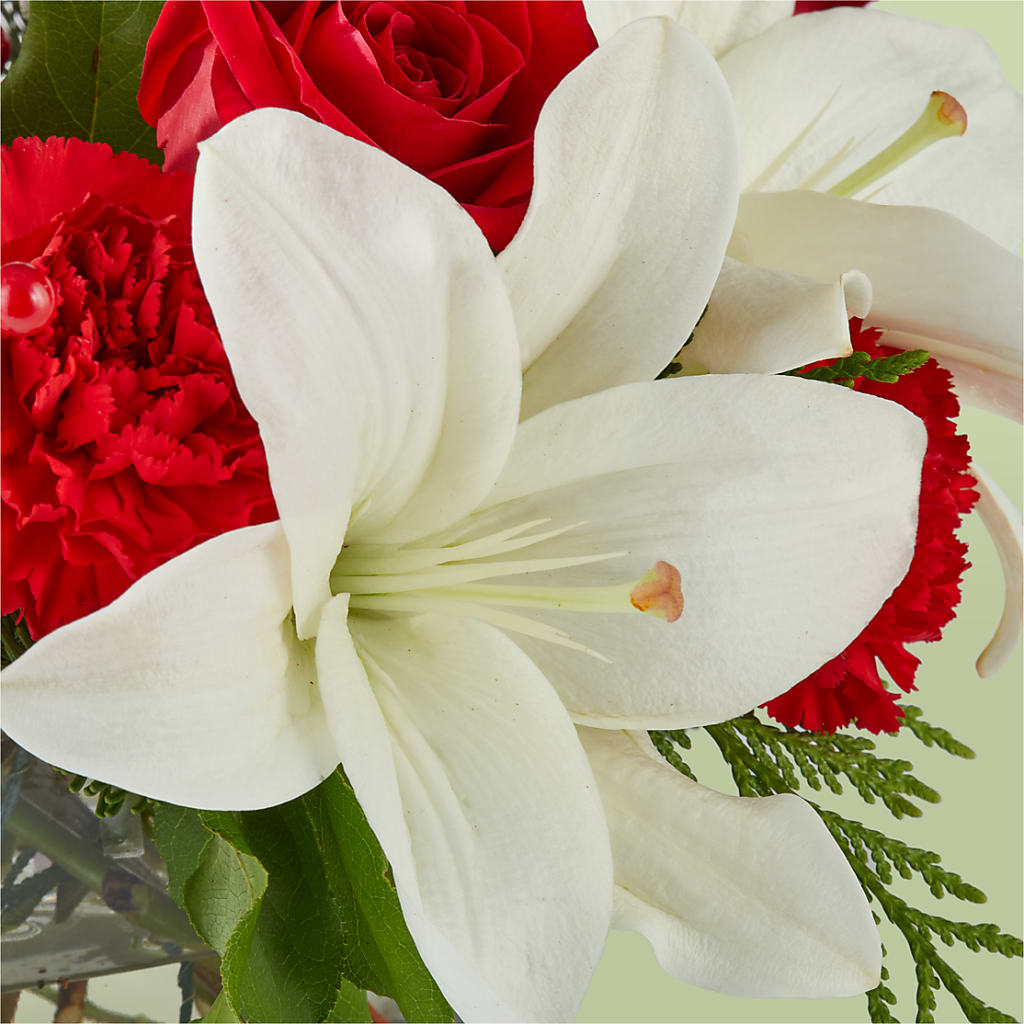 Glistening Icicles Bouquet –  Garden Of Eden Florist, San Antonio TX