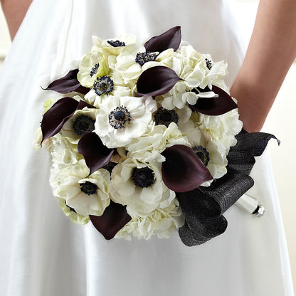 To Have and To Hold Bouquet –  Garden Of Eden Florist, San Antonio TX